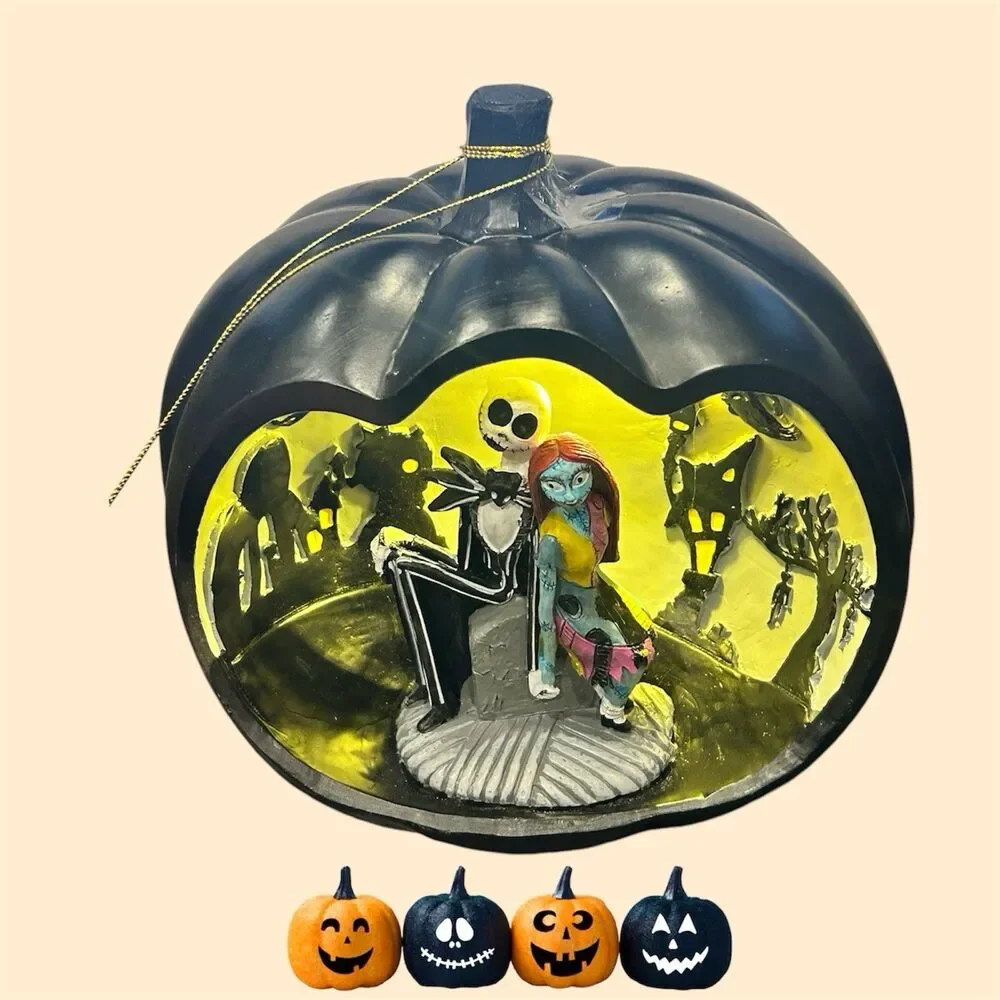 Disney The Nightmare Before Christmas Light-Up Pumpkin Scene Decor